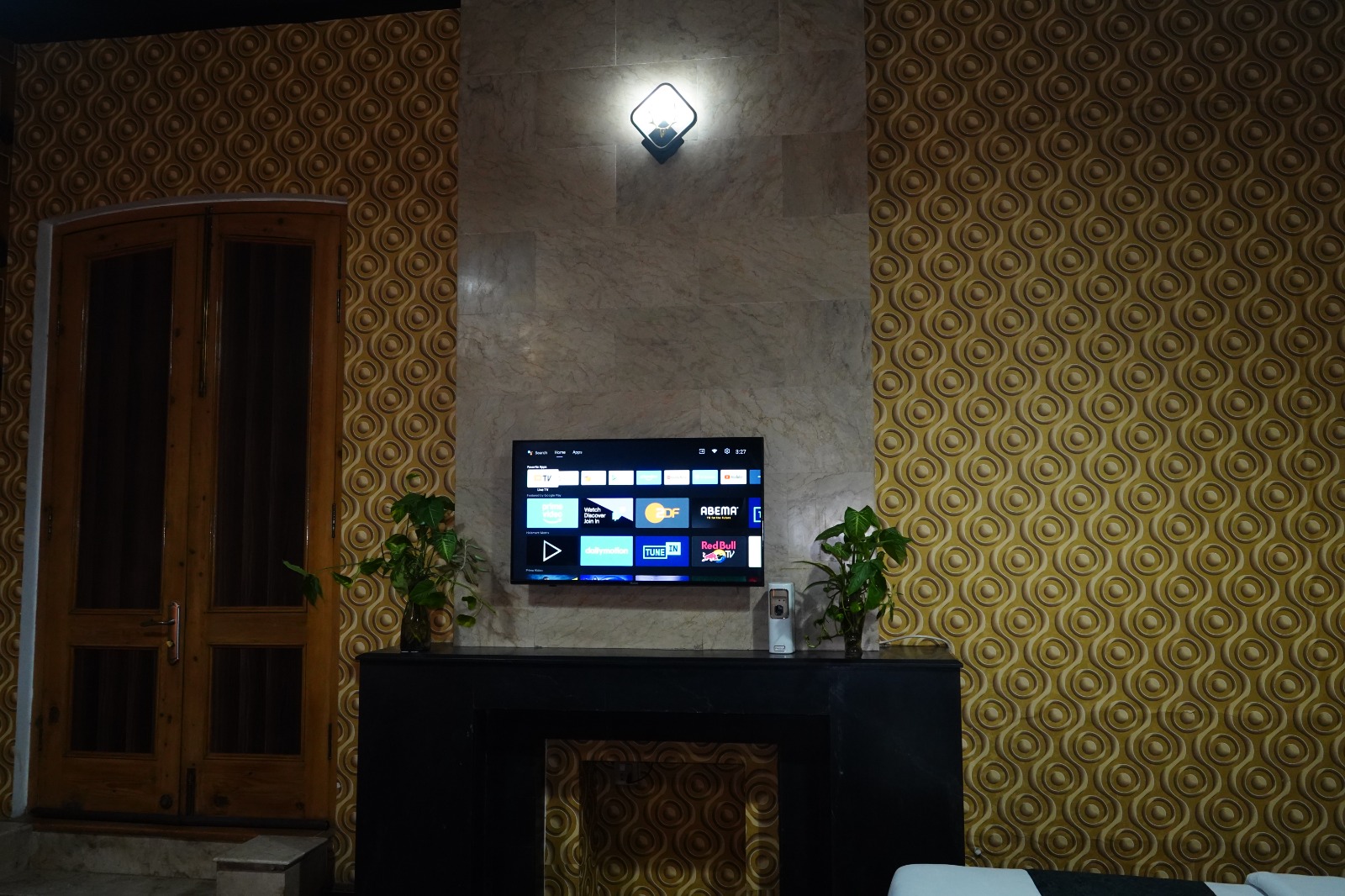 Room 501 (1)