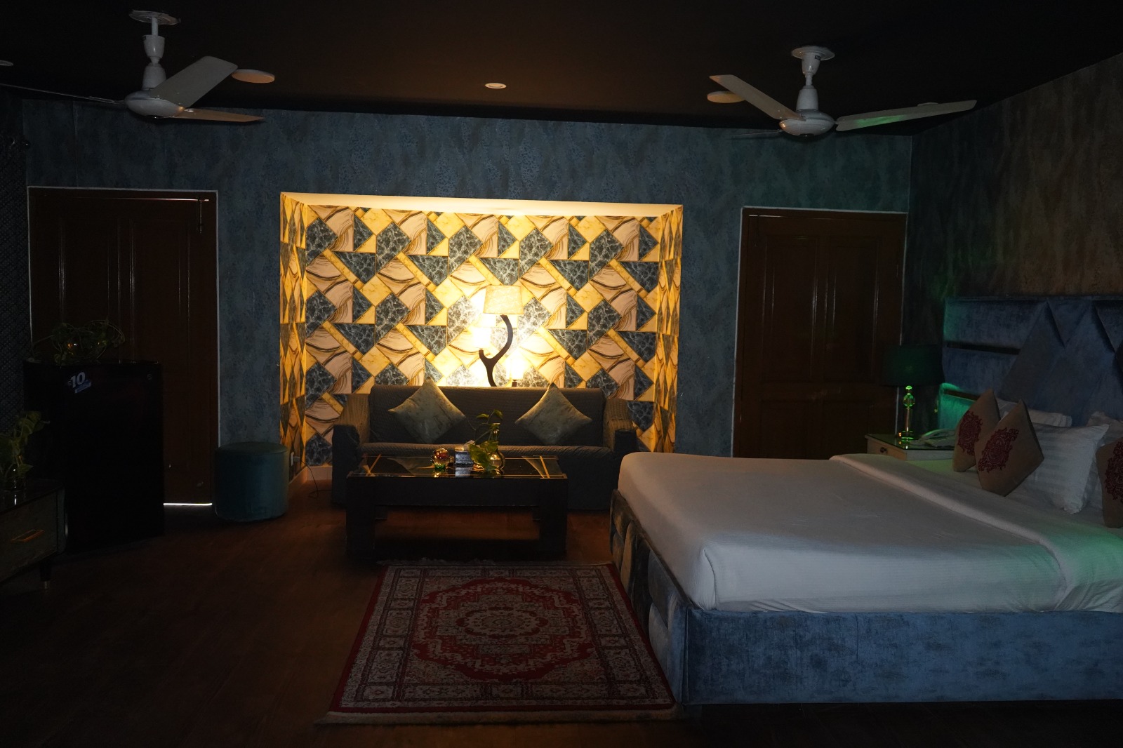 Room 505 (1)